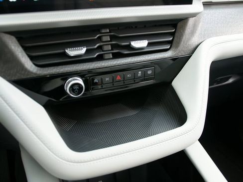 New 2026 Ford Explorer Platinum w/ LUX Leather Package image 27