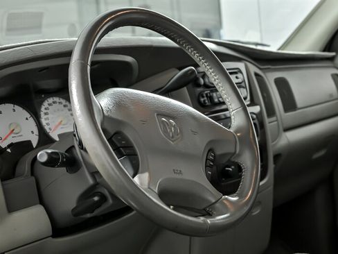 Used 2003 Dodge Ram 2500 Truck SLT image 21