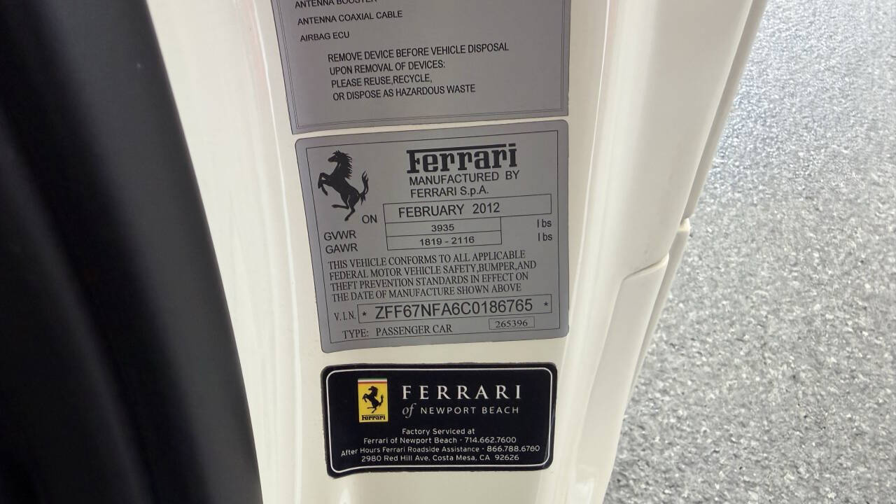 Used 2012 Ferrari 458 Italia Coupe RWD image 25