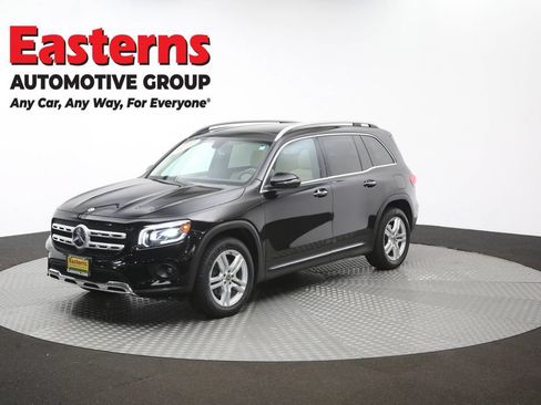 Used 2021 Mercedes-Benz GLB 250 4MATIC w/ Premium Package image 52