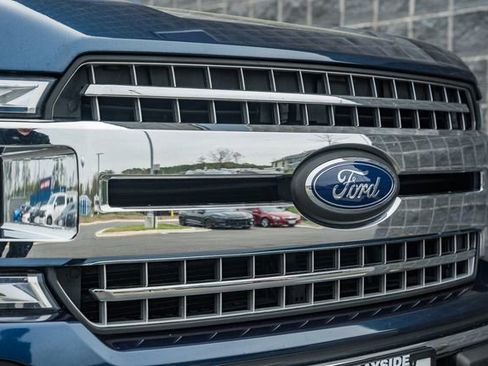 Used 2018 Ford F150 XLT w/ Equipment Group 302A Luxury image 15