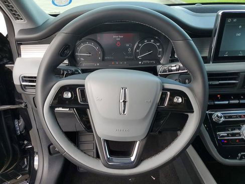 Used 2022 Lincoln Corsair Standard image 23