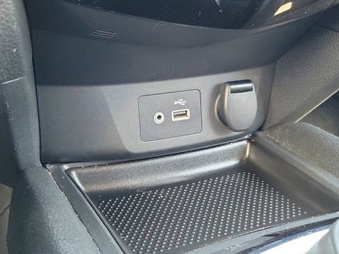Certified 2020 Nissan Rogue SV FWD image 29