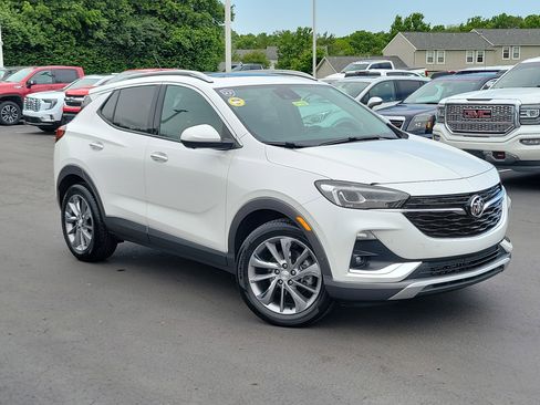 Used 2023 Buick Encore GX Essence w/ Advanced Technology Package FWD image 32