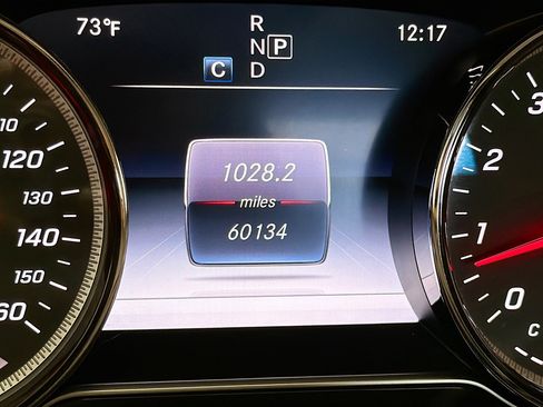 Used 2018 Mercedes-Benz E 300 image 8