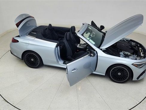 Used 2025 Mercedes-Benz CLE 300 4MATIC Cabriolet image 85