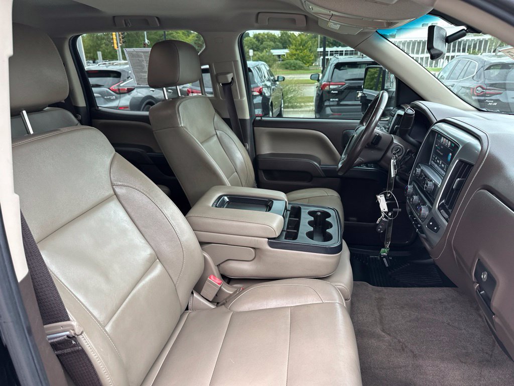 Used 2017 Chevrolet Silverado 1500 LTZ w/ Sport Package AWD/4WD image 13