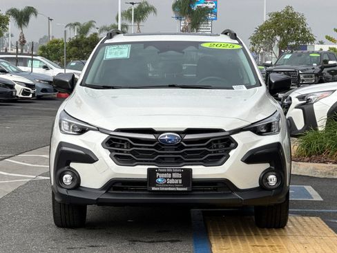 Certified 2025 Subaru Crosstrek 2.5i Limited w/ Crosstrek Mirror Package image 11