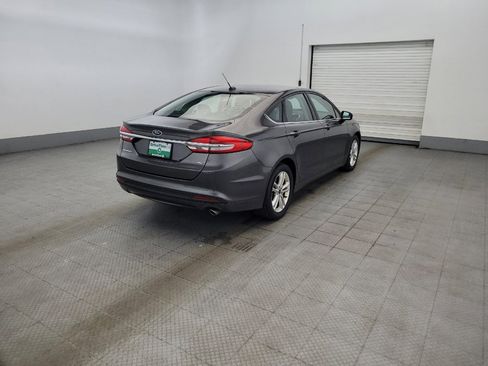 Used 2018 Ford Fusion SE FWD image 9
