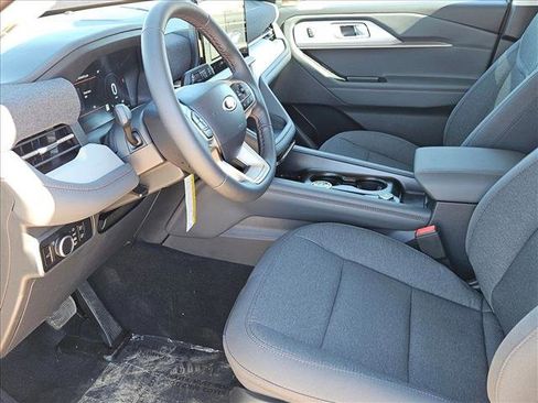 New 2025 Ford Explorer Active image 13