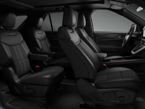 New 2026 Ford Explorer ST-Line image 7