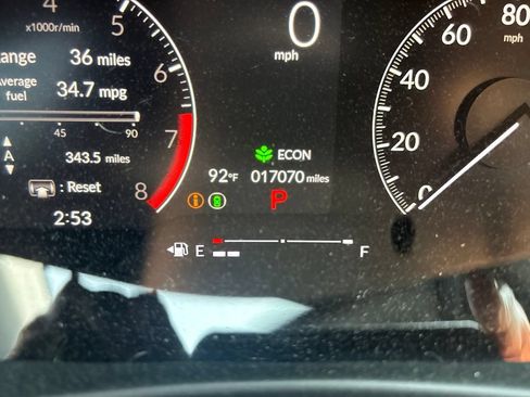 Used 2025 Honda Civic Sport image 4