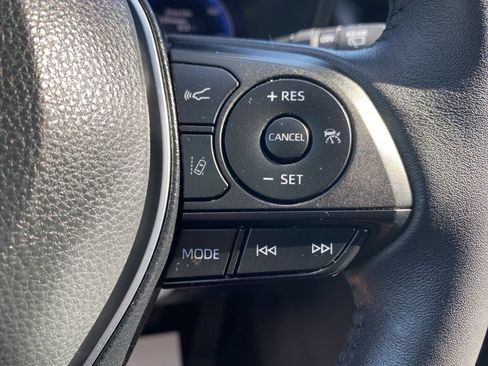 Used 2023 Toyota RAV4 XSE AWD/4WD image 32