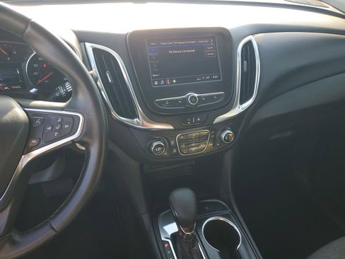 Used 2024 Chevrolet Equinox LT image 25