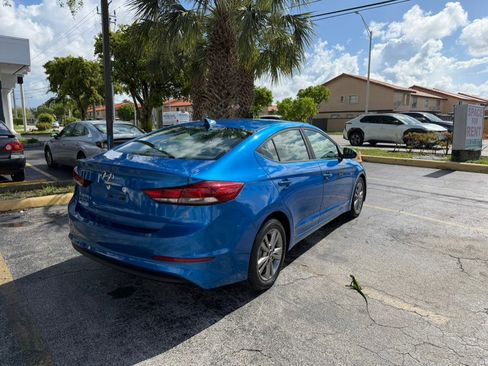 Used 2017 Hyundai Elantra SE FWD image 7