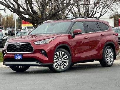 Used 2023 Toyota Highlander Platinum