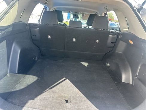 Used 2019 Toyota RAV4 LE FWD image 35