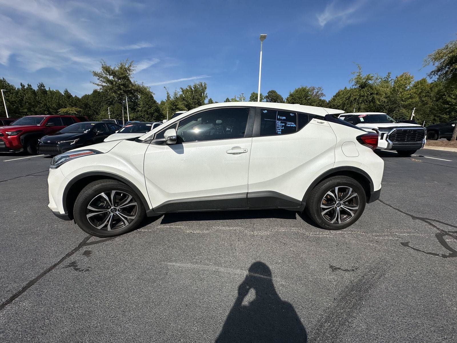 Used 2021 Toyota C-HR LE FWD image 23