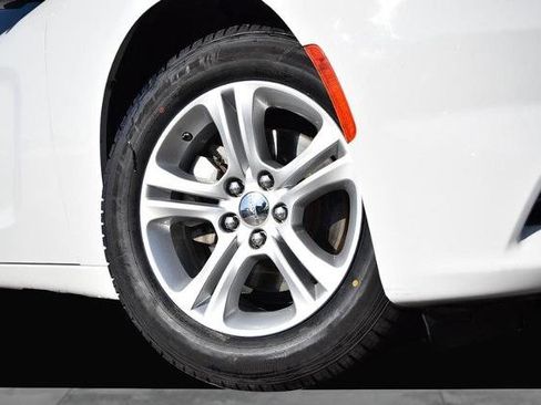 Used 2023 Dodge Charger SXT image 3