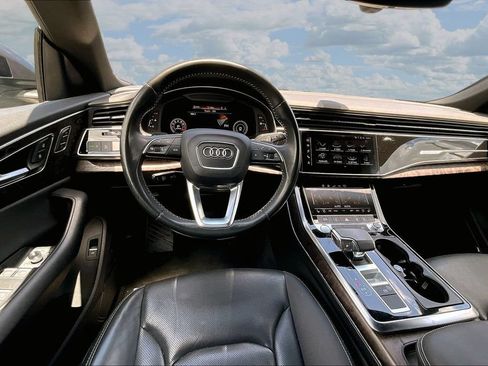 Used 2020 Audi Q8 Premium Plus w/ Premium Plus Package AWD/4WD image 8