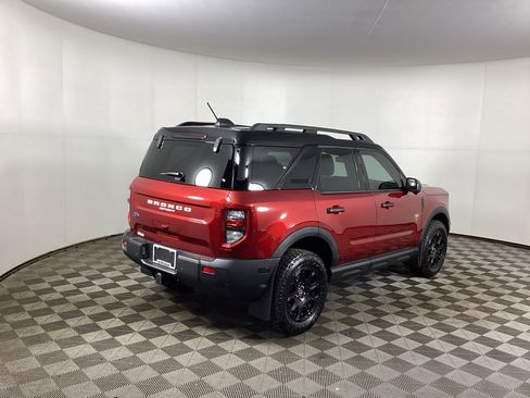 Used 2025 Ford Bronco Sport Badlands w/ Badlands Tech Package AWD/4WD image 2