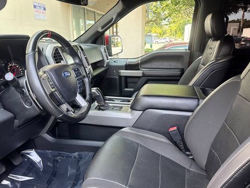 Used 2019 Ford F150 Raptor w/ Equipment Group 802A Luxury AWD/4WD image 10
