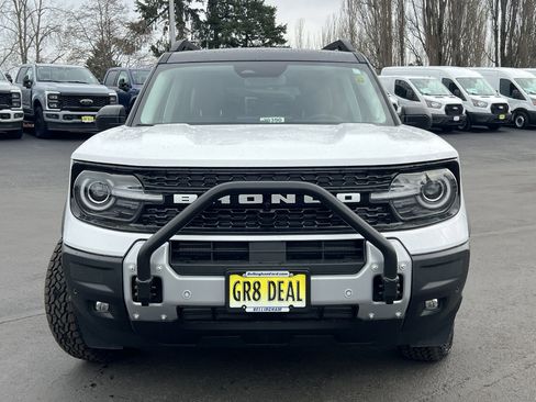 New 2025 Ford Bronco Sport Outer Banks w/ Sasquatch Outer Banks Package AWD/4WD image 2