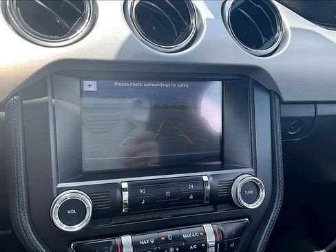 Used 2017 Ford Mustang Premium RWD image 20