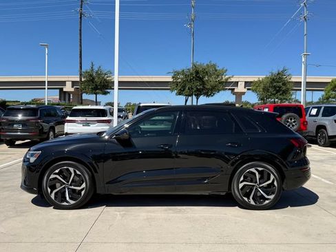 Used 2024 Audi Q8 e-tron Prestige w/ Prestige Package AWD/4WD image 8