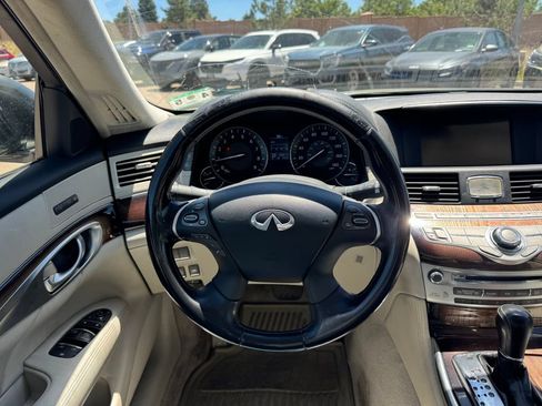 Used 2011 INFINITI M37 x w/ Deluxe Touring Pkg AWD/4WD image 10