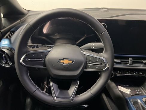New 2026 Chevrolet Equinox EV LT AWD/4WD image 13