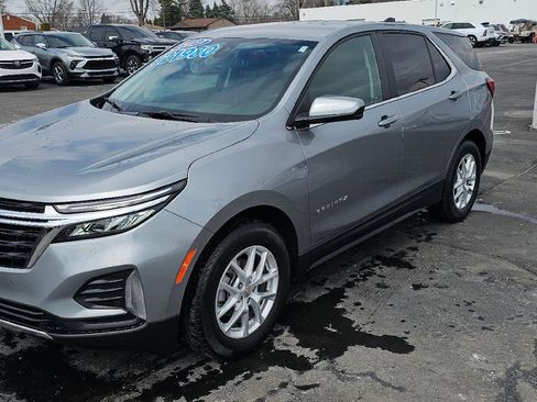 Used 2024 Chevrolet Equinox LT w/ LPO, Floor Liner Package image 3
