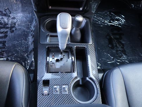 Used 2022 Toyota 4Runner TRD Off-Road Premium image 37