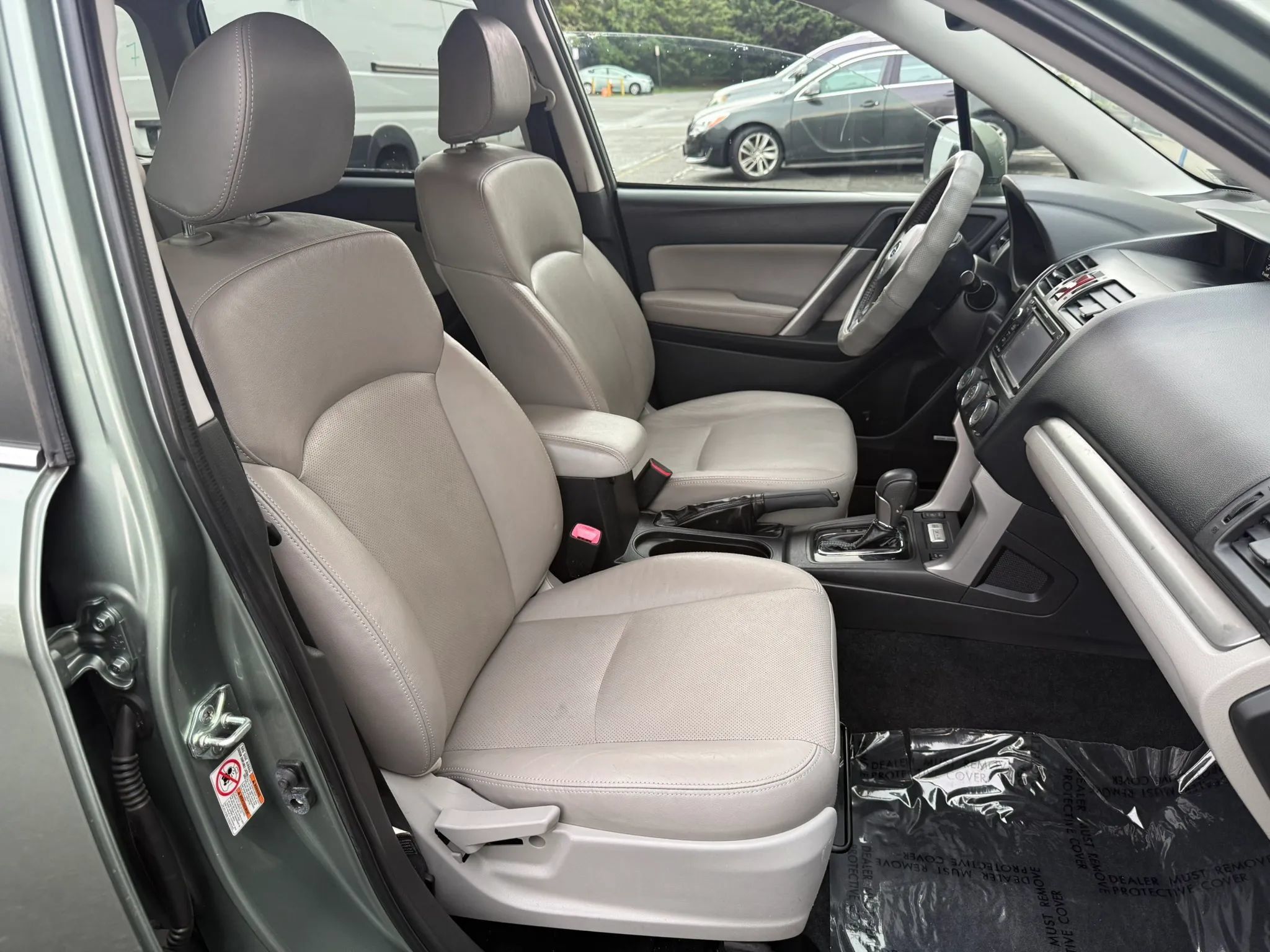 Used 2015 Subaru Forester 2.5i Touring w/ Eyesight & Navigation System AWD/4WD image 25