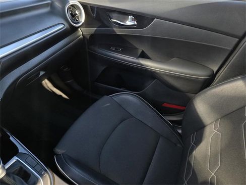 Certified 2024 Kia Forte GT-Line image 23