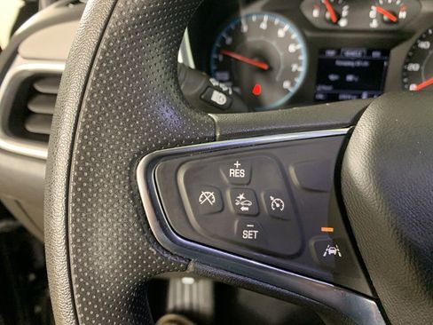 Used 2021 Chevrolet Equinox LS w/ LS Convenience Package AWD/4WD image 19