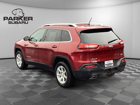 Used 2017 Jeep Cherokee Latitude w/ Safety/Convenience Group image 3