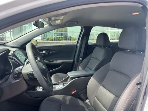 Used 2022 Chevrolet Malibu LS image 10