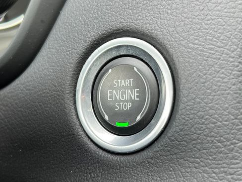 Used 2022 Cadillac XT4 Premium Luxury w/ Enhanced Visibility Package image 30