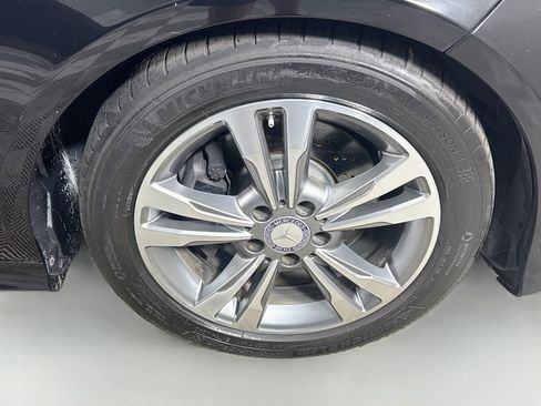 Used 2016 Mercedes-Benz E 350 Sedan image 31