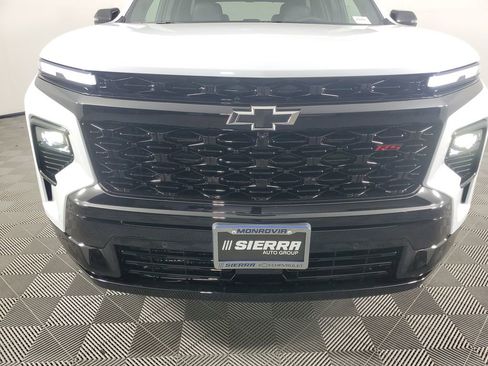 New 2026 Chevrolet Traverse RS w/ LPO, Floor Liner Package FWD image 10