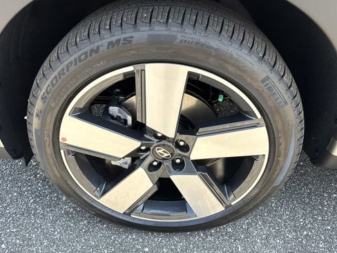 New 2026 Hyundai Santa Fe Limited AWD/4WD image 9