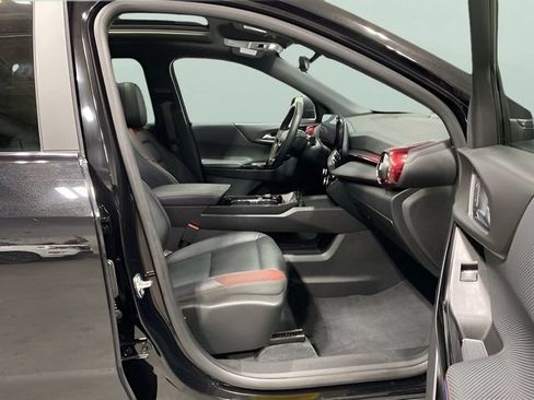 Used 2025 Chevrolet Equinox RS w/ Safety and Technology Package AWD/4WD image 31
