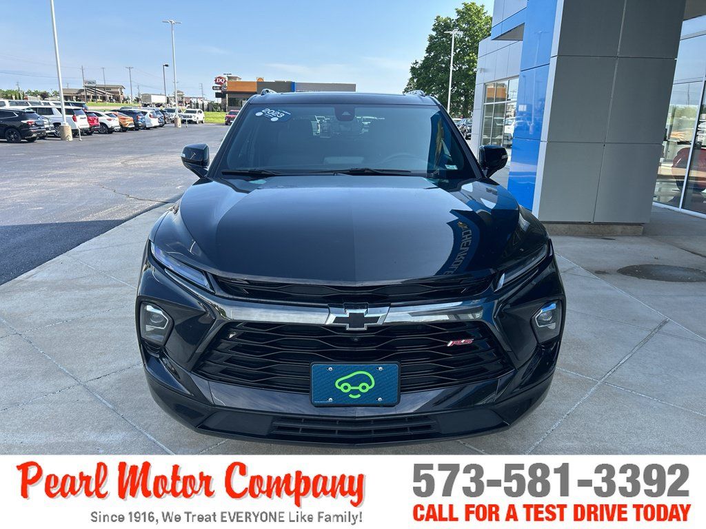 Certified 2023 Chevrolet Blazer RS w/ Driver Confidence II Package AWD/4WD image 2