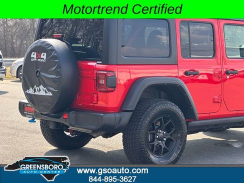Used 2024 Jeep Wrangler Unlimited AWD/4WD image 43