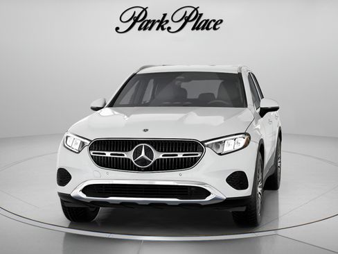 Used 2026 Mercedes-Benz GLC 300 image 39