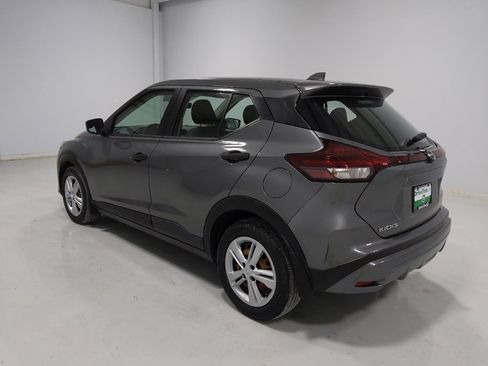 Used 2022 Nissan Kicks S w/ Interior Electronics Package FWD image 5