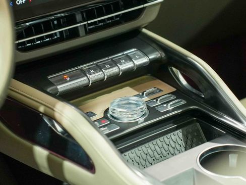 Used 2024 Lincoln Nautilus Reserve w/ Equipment Group 202A image 28