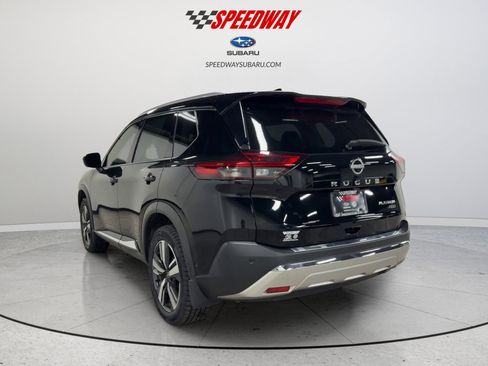 Used 2022 Nissan Rogue Platinum w/ Head-Up Display Package AWD/4WD image 8