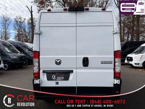 Used 2023 RAM ProMaster 2500 image 5